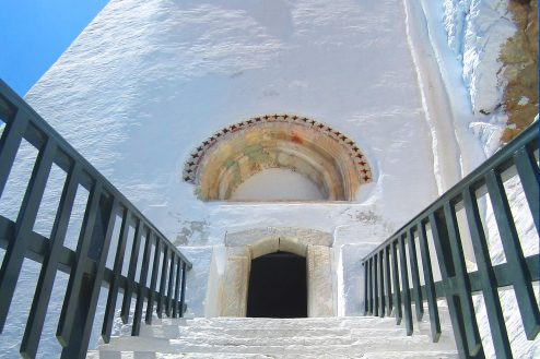 06 Cicladi architettura tempio hiking