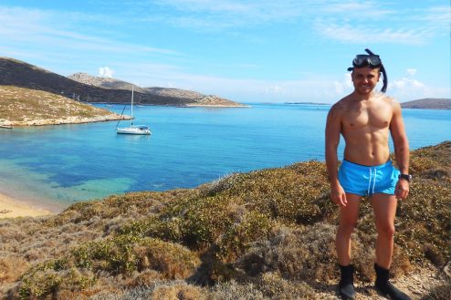 uomo Snorkeling